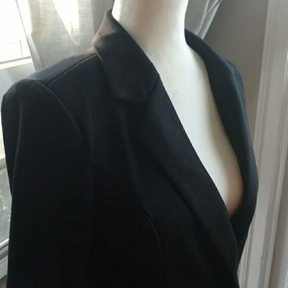 Catherine Malandrino Black Blazer Single Button Closure, Size Small - Picture 8 of 8